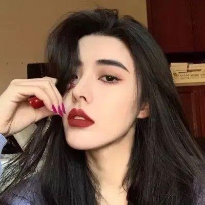 俏探女娇娃